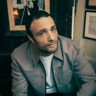 Οδύσσεια: Αποχωρεί από το καστ ο Cosmo Jarvis - Ποιος θα τον αντικαταστήσει;