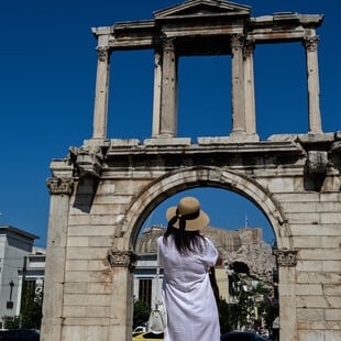 Καιρός: Νέο κύμα ζέστης από την Κυριακή με ισχυρά μελτέμια 