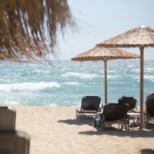 BEACH BAR ΗΛΙΚΙΩΜΕΝΟΙ