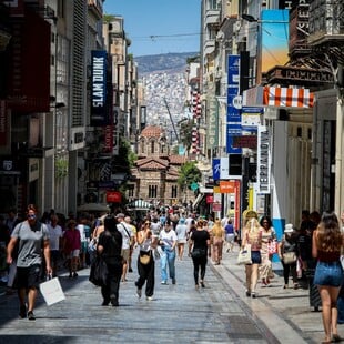Πρεμιέρα για τις θερινές εκπτώσεις: Έξυπνες αγορές και παγίδες