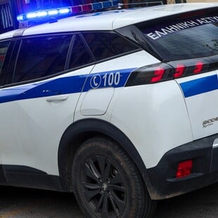 Μενίδι: Ιδιοκτήτρια καταστήματος κλείδωσε μέσα στο κτήριο τους ληστές