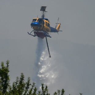 Φωτιά τώρα στη Λέσβο: Επιχειρούν τέσσερα εναέρια