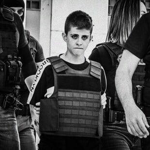 Η Μουρτζούκου και το Σύνδρομο του κακού κόσμου…