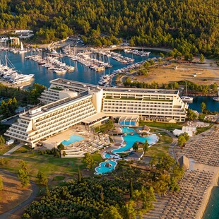 Συνεργασία μεταξύ του Porto Carras και της SWOT Hospitality