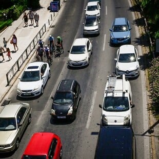 ΚΙΝΗΣΗ ΣΤΟΥΣ ΔΡΟΜΟΥΣ