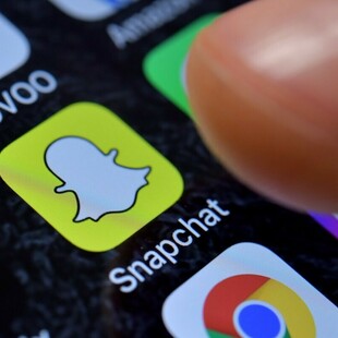 Μητέρα έφτιαξε ψεύτικο προφίλ στο Snapchat για να παγιδεύσει παιδόφιλο που παρενοχλούσε την κόρη της 