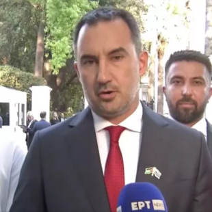 Αποχώρησε από τη δεξίωση στο Προεδρικό ο Χαρίτσης – Καταγγέλλει αποκλεισμό Παλαιστίνιου πρόσφυγα που συνόδευε