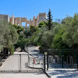 Κλειστοί οι αρχαιολογικοί χώροι στην Αθήνα από τις 12.00 μέχρι τις 17.00 λόγω καύσωνα
