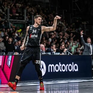 Ακίλε Πολονάρα για τη λευχαιμία: Η κόρη μου είπε «ο μπαμπάς έχει κάτι σοβαρό, του έπεσαν τα μαλλιά»