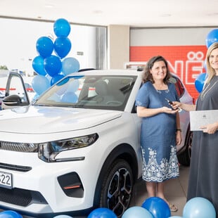 ΤΕΝΑ Μεγάλος Διαγωνισμός: Ένα Citroen C3 στα χέρια της μεγάλης νικήτριας