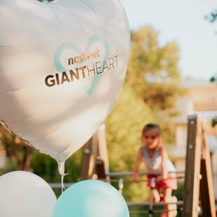 Το Giant Heart της Novibet δίνει ζωή σε μια νέα παιδική χαρά του Δήμου Κηφισιάς 