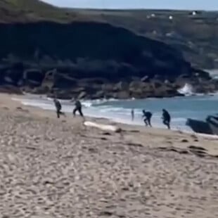 Ναυτική καταδίωξη στην Κορνουάλη οδήγησε σε κατάσχεση κοκαΐνης αξίας 18 εκατ. λιρών και σύλληψη διεθνούς δικτύου