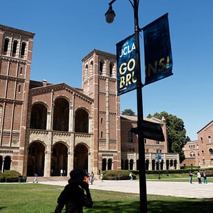 Μετά το Harvard και το Columbia, το UCLA στο στόχαστρο του Τραμπ - «Παγώνει» κονδύλια 584 εκατ. δολαρίων