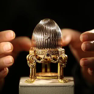 Ο Σέργκει Μοσούνωφ εξαγοράζει τη Fabergé έναντι 50 εκατ. δολαρίων