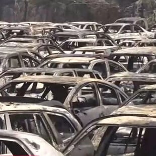 Φωτιά στην Αχαΐα: Κάηκαν 550 οχήματα που είχε κατασχέσει η ΑΑΔΕ