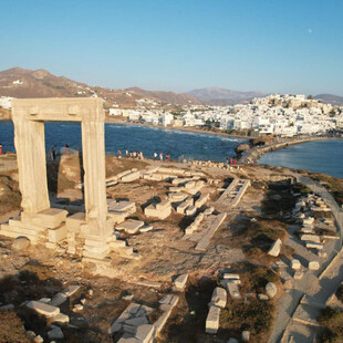 Τροχαίο δυστύχημα στη Νάξο: Νεκρός ένας 20χρονος, σοβαρά τραυματισμένος ο 17χρονος οδηγός
