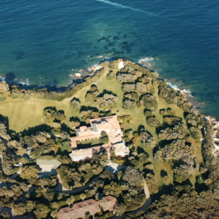 Η βίλα των διαβόητων πάρτι «μπουνγκα μπουνγκα» του Μπερλουσκόνι βγαίνει προς πώληση