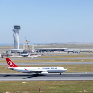 Τουρκία: Το αεροδρόμιο της Κωνσταντινούπολης έγραψε ιστορία καταρρίπτοντας ευρωπαϊκό ρεκόρ ημερήσιων επιβατών