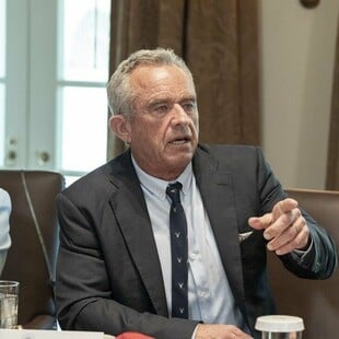 «Σας έχουν κοροϊδέψει!» – Η νέα εκστρατεία κατά των φυτικών ελαίων και ο Ρόμπερτ Κένεντι Τζούνιορ