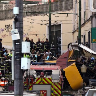 Στους 15 οι νεκροί από τον εκτροχιασμό του ιστορικού τελεφερίκ Γκλόρια στη Λισαβόνα