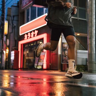 FuelCell Rebel: Η New Balance μόλις λάνσαρε το πιο γρήγορο παπούτσι της