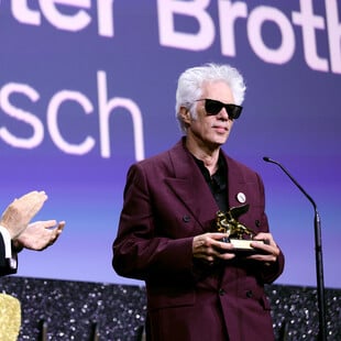 Φεστιβάλ Βενετίας 2025: Ο Jim Jarmusch κερδίζει τον Χρυσό Λέοντα – Ο Benny Safdie καλύτερος σκηνοθέτης