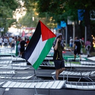 Ποδηλατικός Γύρος Ισπανίας: Διεκόπη λόγω διαδηλώσεων υπέρ της Παλαιστίνης - «Μάθημα για τον κόσμο όλο»