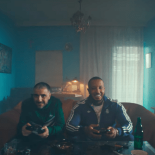 ΛΕΞ και Light κυκλοφόρησαν το νέο τους video clip «Capo Dei Capi» σε σκηνοθεσία Βασίλη Κεκάτου