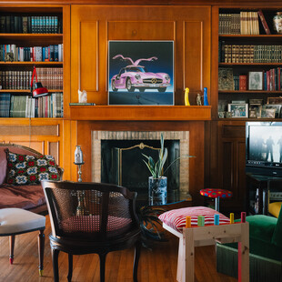 Ένα σπίτι με εικαστική λογική/Το σπίτι της συνενοχής