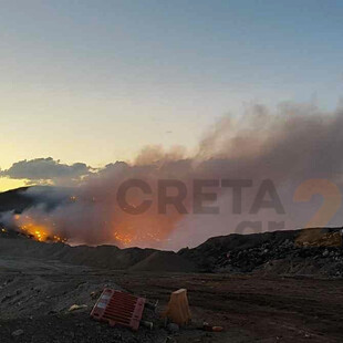 Χανιά: Μαίνεται η φωτιά που ξέσπασε την Πέμπτη κοντά σε εργοστάσιο ανακύκλωσης