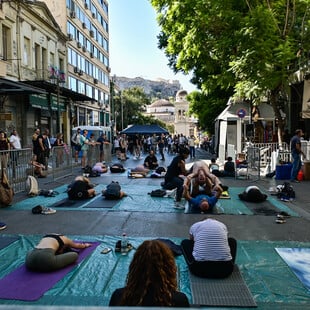 Συνεχίζονται οι κυκλοφοριακές ρυθμίσεις στο κέντρο της Αθήνας λόγω της «Ημέρας χωρίς αυτοκίνητο»