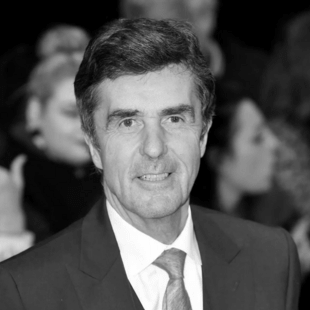 John Stapleton: Πέθανε στα 79 του ο Βρετανός δημοσιογράφος και παρουσιαστής