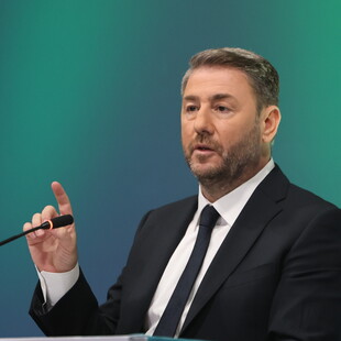 ΠΑΣΟΚ: Αιχμές Γερουλάνου, Καστανίδη και Δούκα – Απάντηση Ανδρουλάκη