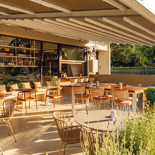 Komissa Boulangerie: Ο καλός καφές συνοδεύεται από μια φρεσκοψημένη λιχουδιά