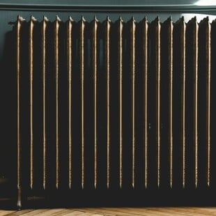 Πετρέλαιο θέρμανσης: Παρόμοιες με πέρσι οι τιμές - Πότε μειώνεται η τιμή στα νησιά και γιατί