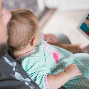 Επίδομα παιδιού: Ξεκινά η υποβολή αιτήσεων μέσω της πλατφόρμας Α21