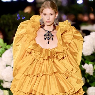 Saint Laurent: Αγάπη από νάιλον και δέρμα