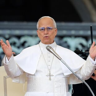 Πάπας Λέων για τις αμβλώσεις: «Δεν είναι υπέρ της ζωής όποιος στηρίζει θανατική ποινή»