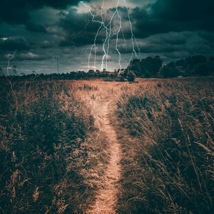 Έκτακτο δελτίο ΕΜΥ: Έρχεται σφοδρή κακοκαιρία με ισχυρές καταιγίδες και χαλαζοπτώσεις