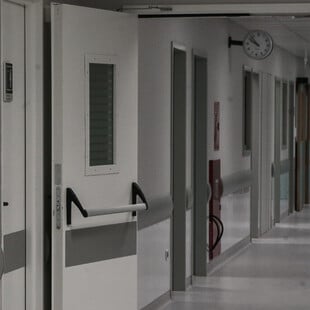 Πάτρα: Μαθητής δημοτικού διαγνώστηκε με ιογενή μηνιγγίτιδα