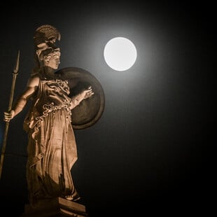 Πού μπορείς να δεις την πανσέληνο του Οκτωβρίου – Τα καλύτερα spot στην Αθήνα