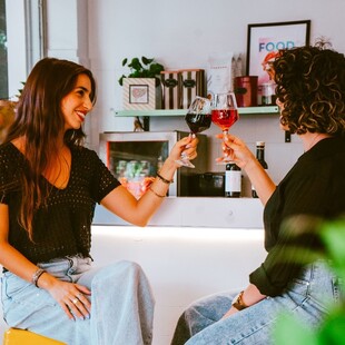 311 Downtown Dining Bliss: Ο χώρος όπου το gluten-free γίνεται επιλογή, όχι συμβιβασμός