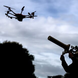 Η Γερμανία δεν μπορεί να καταρρίψει ρωσικά drone λόγω των Ναζί