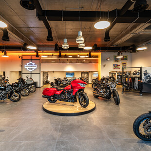Άνοιξε το νέο επίσημο κατάστημα Harley- Davidson στην Αττική