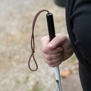 Μόλις 9 εκπαιδευτές λευκού μπαστουνιού για 16.000 τυφλά άτομα στην Ελλάδα