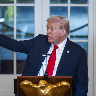 Ο Τραμπ ετοιμάζει «Arc de Trump» στην Ουάσιγκτον