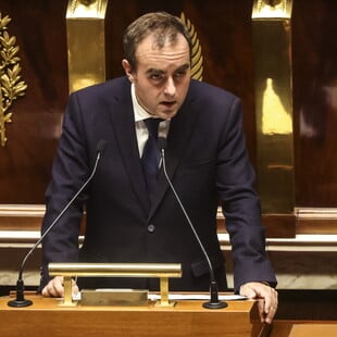 Γαλλία: Η Εθνοσυνέλευση απέρριψε την πρόταση μομφής κατά της κυβέρνησης Λεκορνί