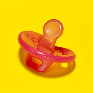 Επικίνδυνη χημική ουσία σε βρεφικές πιπίλες μεγάλων ευρωπαϊκών εταιρειών