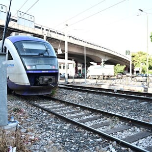 Ακινητοποιήθηκε αμαξοστοιχία που εκτελούσε το δρομολόγιο Κιάτο - Αίγιο