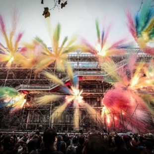 Κέντρο Πομπιντού: Εντυπωσιακό «αντίο» με το show του Guo-Qiang πριν από πενταετές κλείσιμο